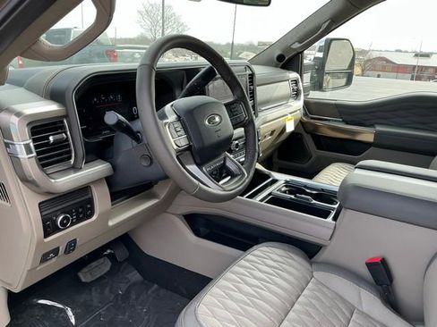 New 2026 Ford F450 Platinum image 19