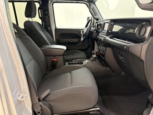 Used 2023 Jeep Wrangler Unlimited Sport AWD/4WD image 23