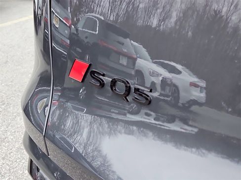 New 2025 Audi SQ5 Premium Plus image 6