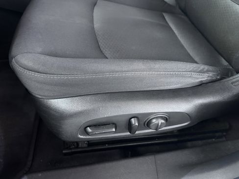 Used 2016 Chevrolet Malibu LT image 37