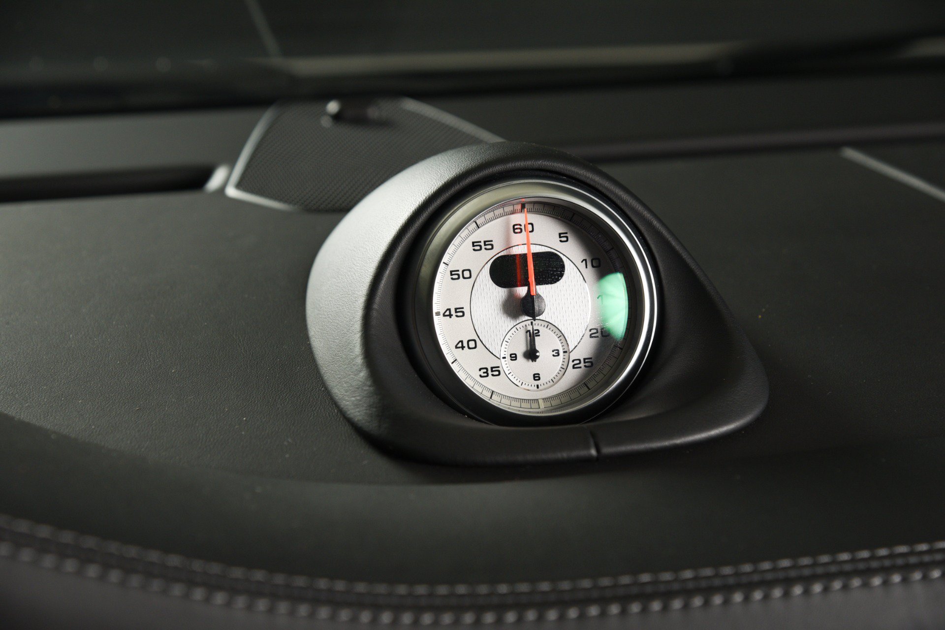 Used 2013 Porsche 911 Turbo S AWD/4WD image 8