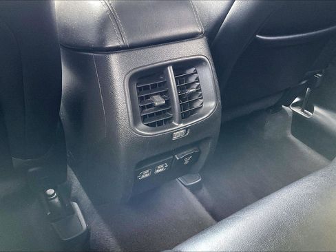 Used 2023 Jeep Cherokee Altitude Lux AWD/4WD image 31
