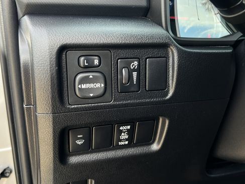 Used 2016 Toyota 4Runner SR5 Premium image 21