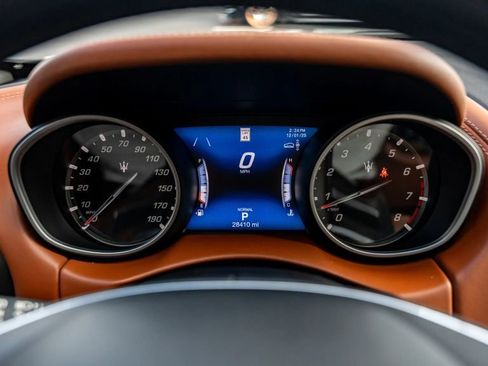 Used 2019 Maserati Levante S GranLusso image 13