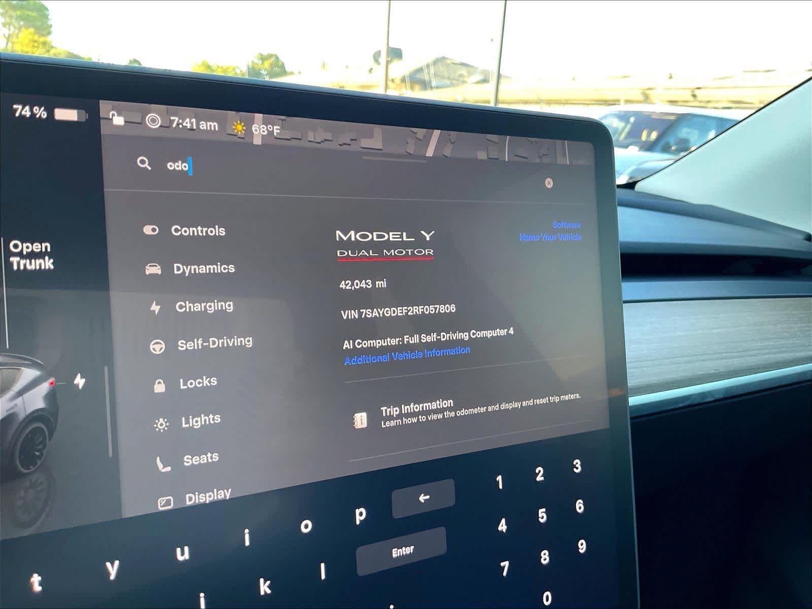Used 2024 Tesla Model Y Performance AWD/4WD image 23