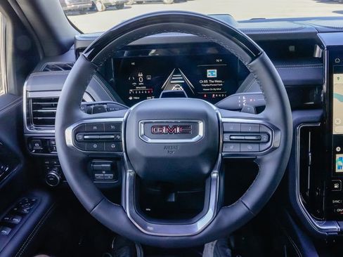 New 2026 GMC Yukon Elevation image 20