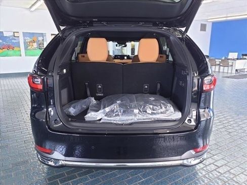 Certified 2024 MAZDA CX-90 3.3 Turbo S w/ Premium Plus AWD/4WD image 18