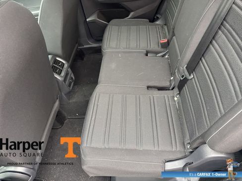 Used 2024 Volkswagen Tiguan S image 10