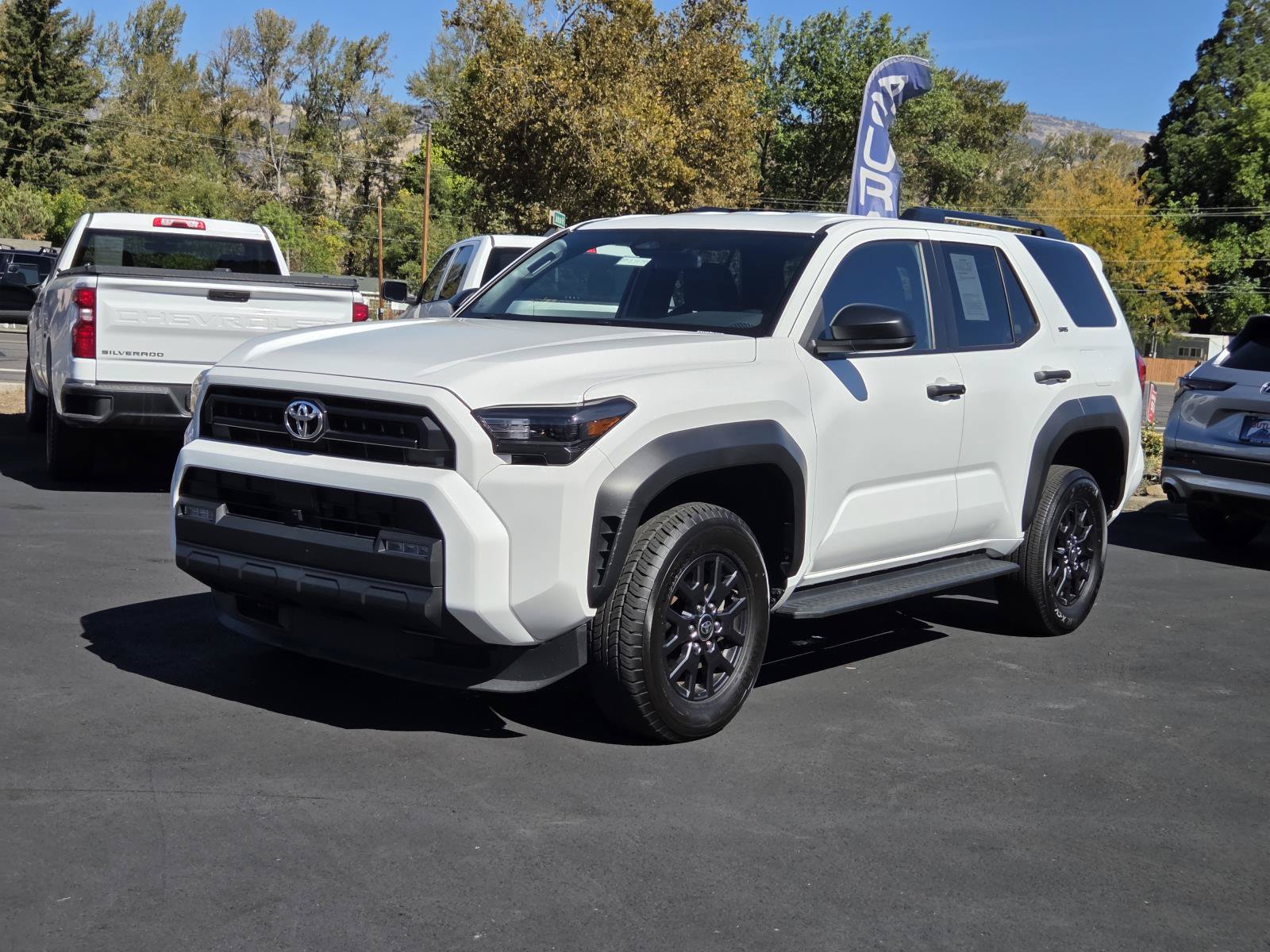 Used 2025 Toyota 4Runner SR5 AWD/4WD image 1