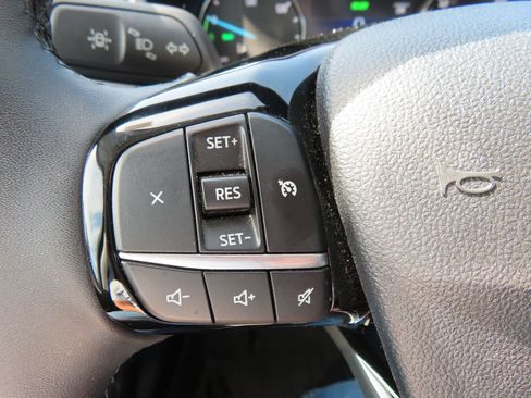 Used 2022 Ford Escape SE w/ Convenience Package FWD image 18