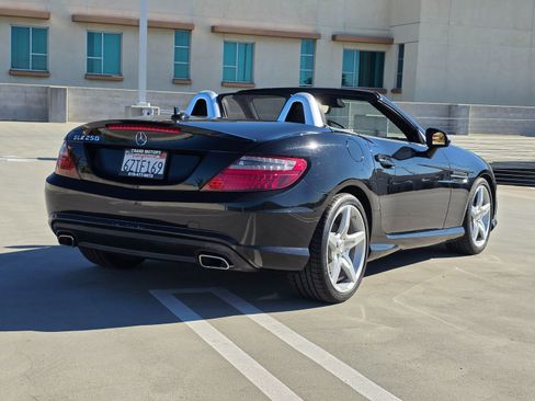 Used 2013 Mercedes-Benz SLK 250 w/ Premium I Pkg image 7