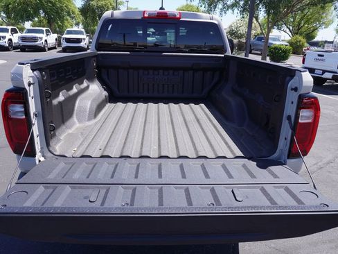 New 2026 GMC Canyon AT4 w/ LPO, Off Road Lift Package image 8