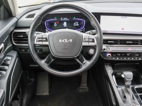 Used 2025 Kia Telluride S image 22
