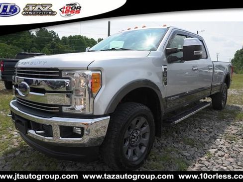Used 2017 Ford F350 Lariat w/ Lariat Ultimate Package AWD/4WD image 3