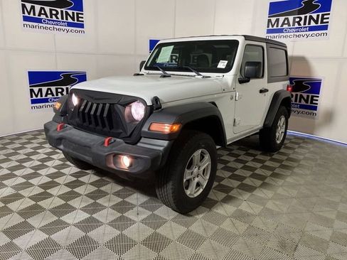 Used 2020 Jeep Wrangler Sport image 14