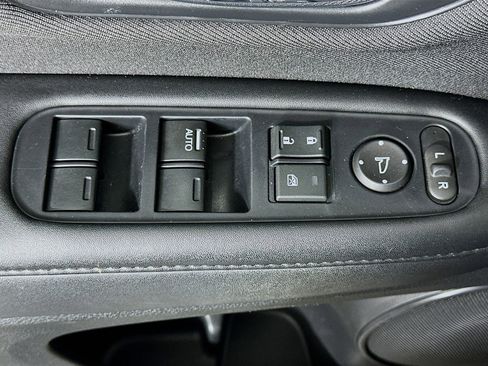 Used 2022 Honda HR-V Sport image 15