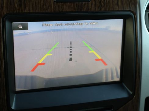 Used 2013 Ford F150 Lariat w/ Mid Equipment Group image 28