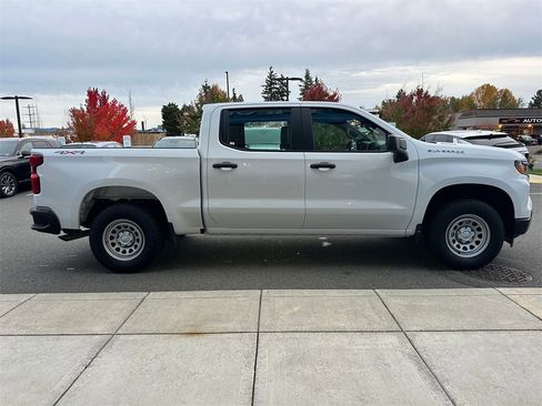 Used 2025 Chevrolet Silverado 1500 W/T w/ Trailering Package image 6