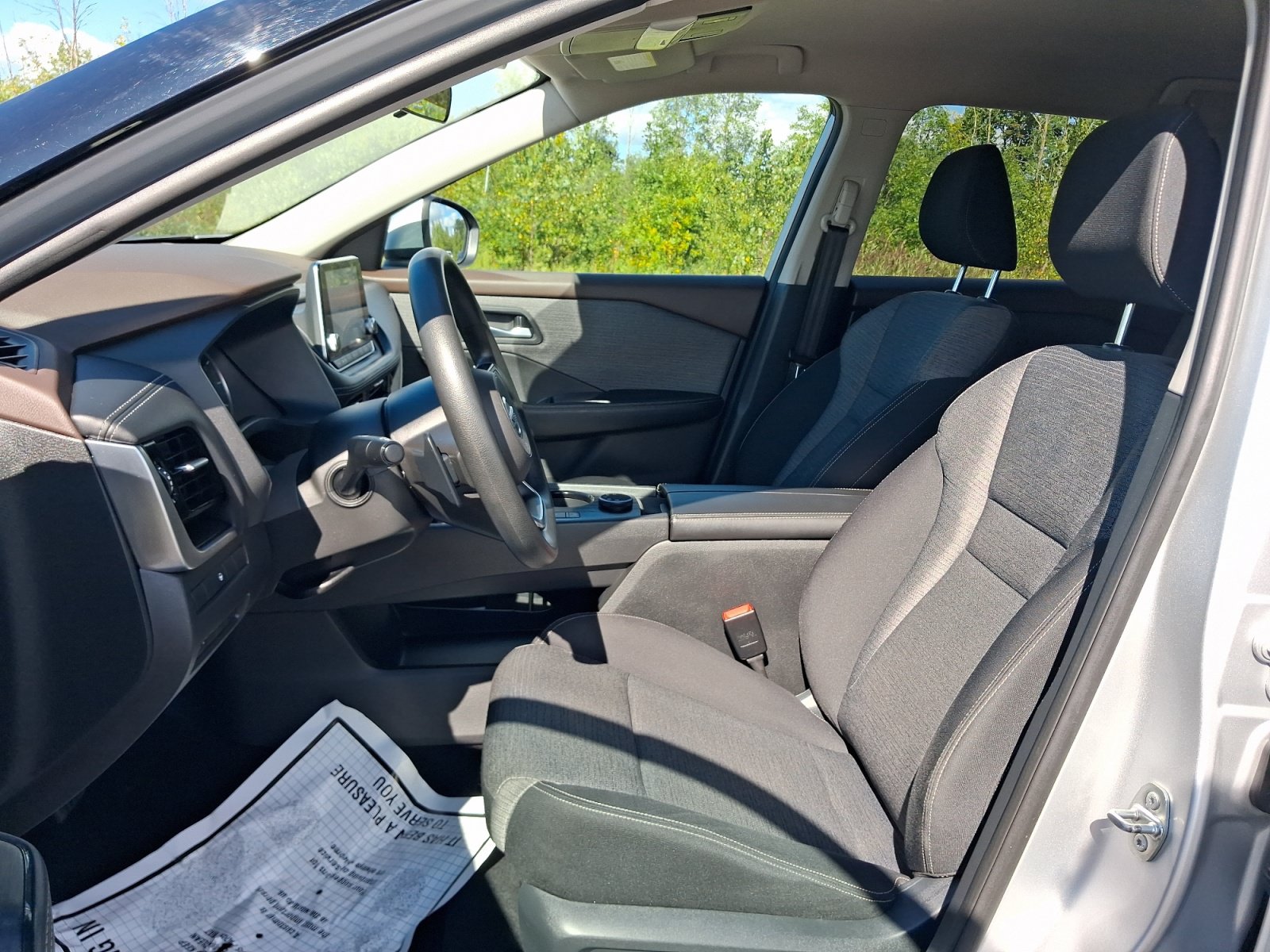 Used 2021 Nissan Rogue SV AWD/4WD image 5