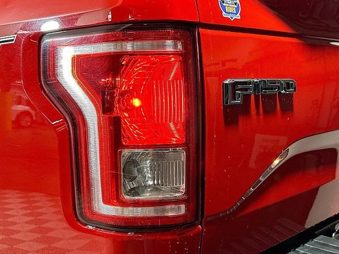 Used 2016 Ford F150 XLT w/ Equipment Group 302A Luxury AWD/4WD image 23