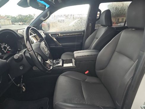 Used 2021 Lexus GX 460 Premium AWD/4WD image 3