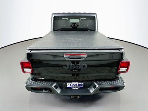 Used 2022 Jeep Gladiator Sport image 28