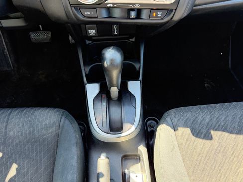 Used 2019 Honda Fit EX image 19