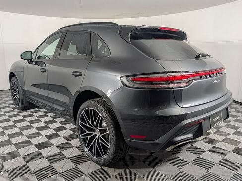 New 2026 Porsche Macan image 3