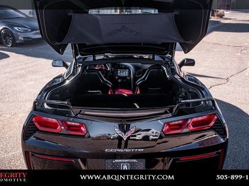 Used 2019 Chevrolet Corvette Stingray Coupe w/ Battery Protection Package image 30