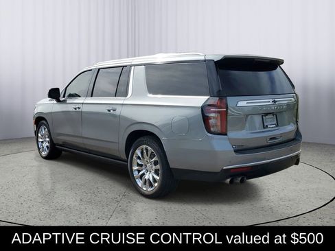 Used 2023 Chevrolet Suburban High Country AWD/4WD image 5