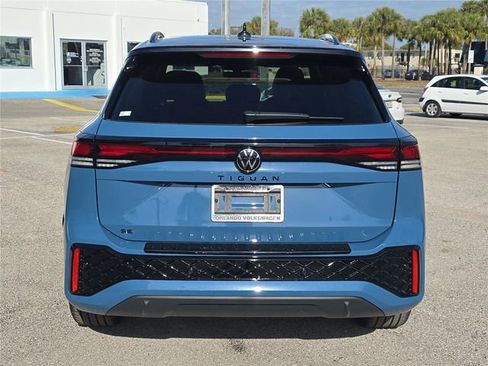 New 2026 Volkswagen Tiguan SE R-Line image 4