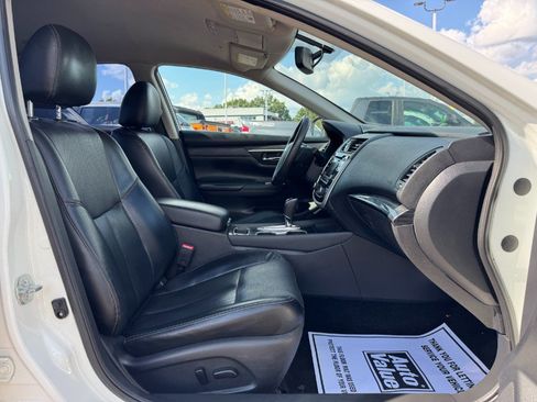 Used 2018 Nissan Altima 2.5 SL FWD image 17