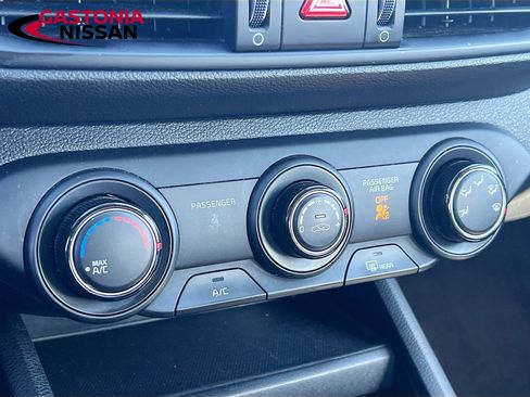 Used 2023 Kia Forte LXS image 19