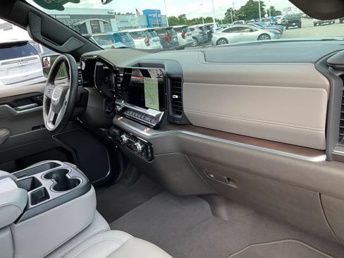 Certified 2026 GMC Sierra 1500 SLT AWD/4WD image 22