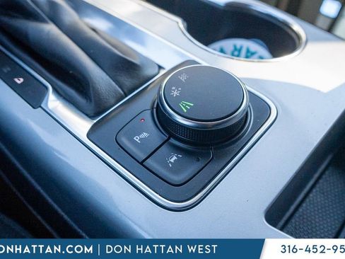 Used 2024 Chevrolet Blazer LT w/ Convenience Package image 9