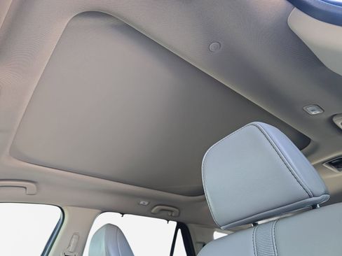 Certified 2025 Honda Pilot Touring image 29