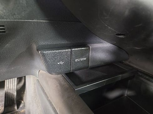 Used 2024 Toyota Camry SE image 24