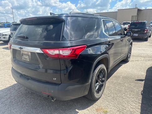 Used 2019 Chevrolet Traverse LT w/ LPO, Floor Liner Package FWD image 6