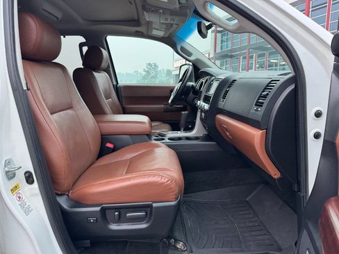 Used 2016 Toyota Sequoia Platinum AWD/4WD image 20