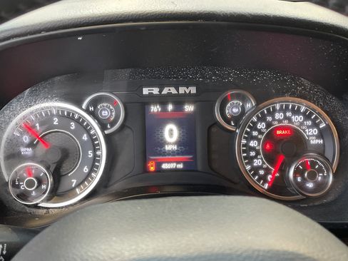 Used 2024 RAM 1500 Big Horn AWD/4WD image 21