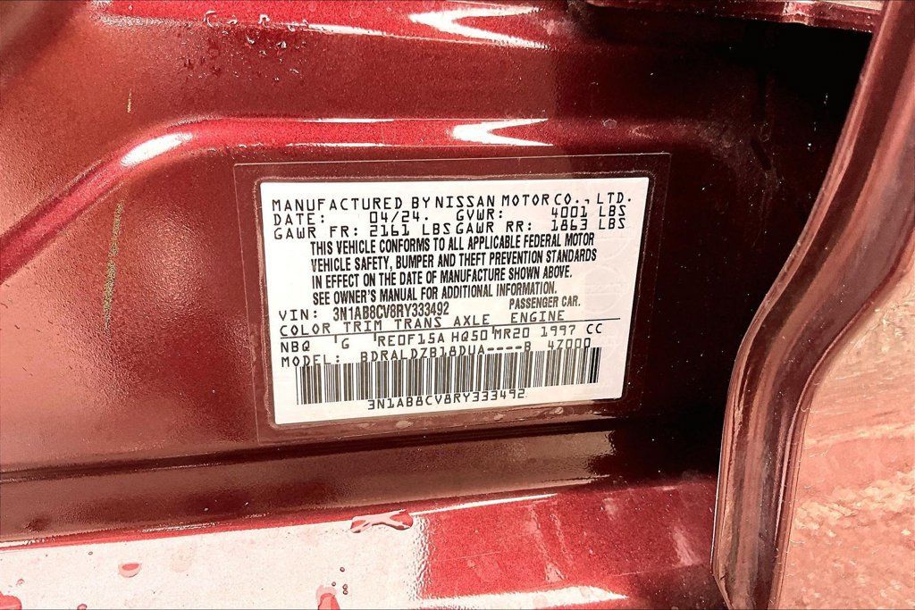 Used 2024 Nissan Sentra SV FWD image 16