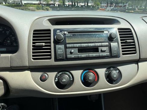 Used 2003 Toyota Camry LE FWD image 10