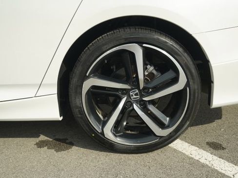 Used 2022 Honda Accord Sport image 40