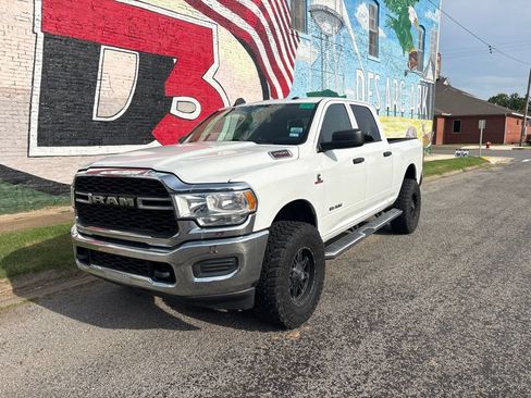 Used 2019 RAM 2500 Tradesman AWD/4WD image 2