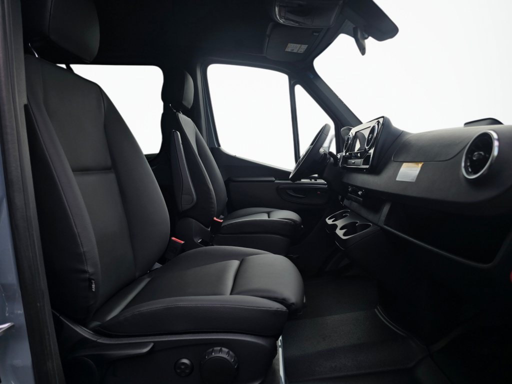 New 2026 Mercedes-Benz Sprinter 2500 image 27