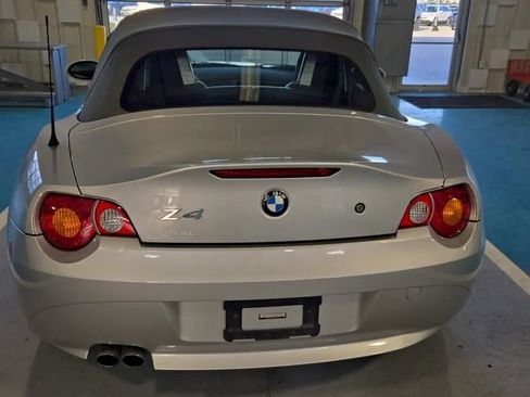 Used 2003 BMW Z4 3.0i RWD image 3