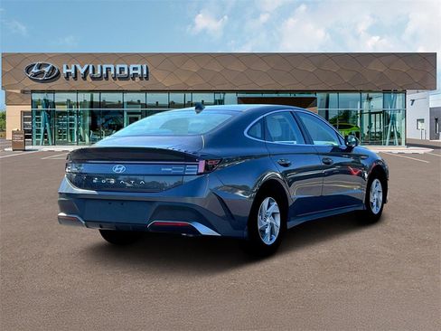 New 2025 Hyundai Sonata SE image 7
