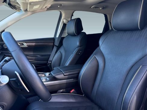 Used 2023 Genesis GV80 3.5T w/ Advanced Package image 5