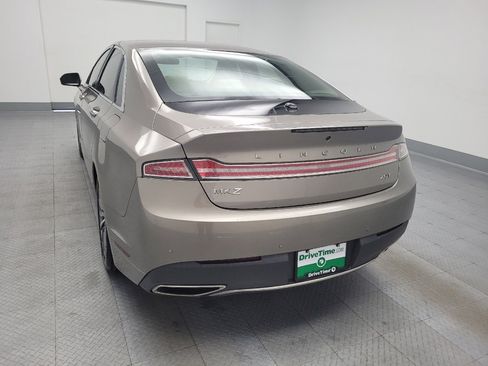 Used 2020 Lincoln MKZ image 6