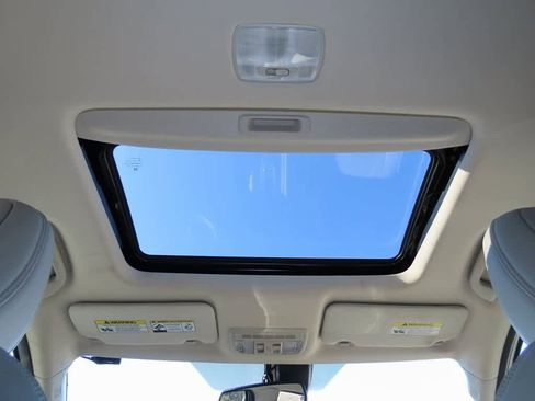 Certified 2020 Honda HR-V EX-L image 22